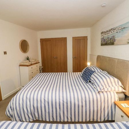 Sea Drift Apartment Tenby Ngoại thất bức ảnh